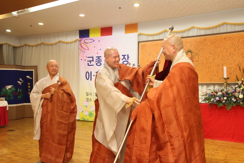 2013.07.25_군종교구장 이취임식 (1)